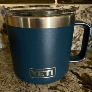 14oz Yeti mug with lid